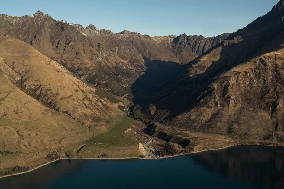 Adventurer Survives Treacherous New Zealand Heli-Bike Trail — and Explains the Risk — Environment Nature