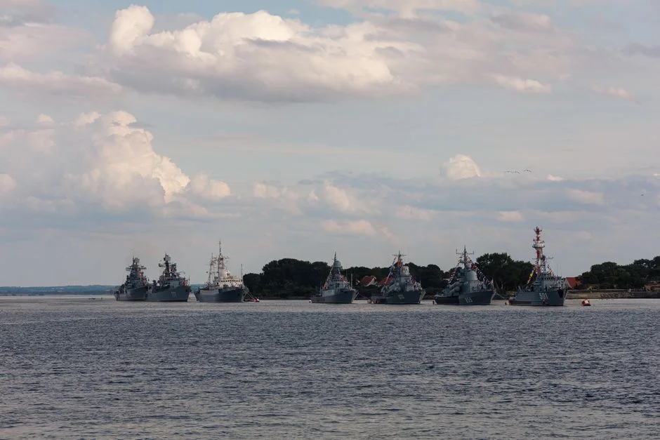 China Deploys Warships East of Taiwan After Japan-Philippines Summit — World Affairs