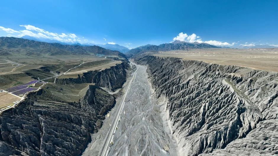 China Detains Energy Reporter in Xinjiang — Foreign Investors Take Notice