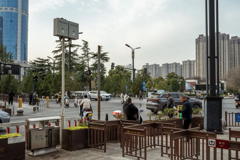 China Outpaces US in Everyday AI Apps — But Investors Face Overvaluation Warning