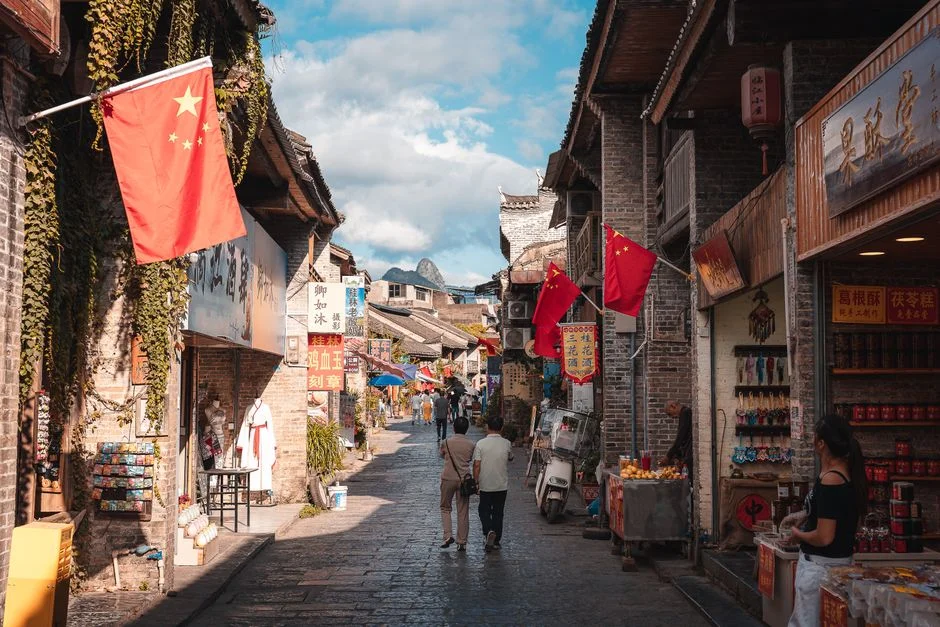 China Users Bypass Claude Restrictions — Underground Market Surges