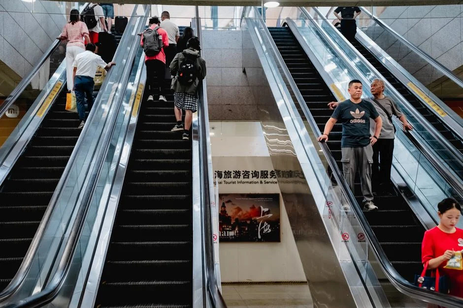 China Warns Foreign AI Services Expose Users to Data Leaks