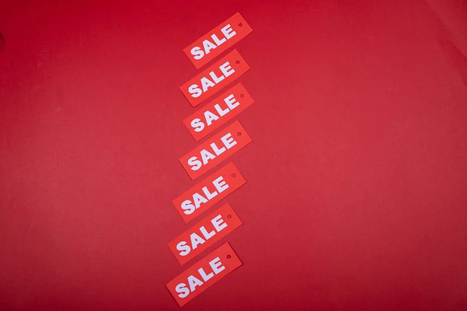HK Debt Fire Sales Trigger Regional Market Panic