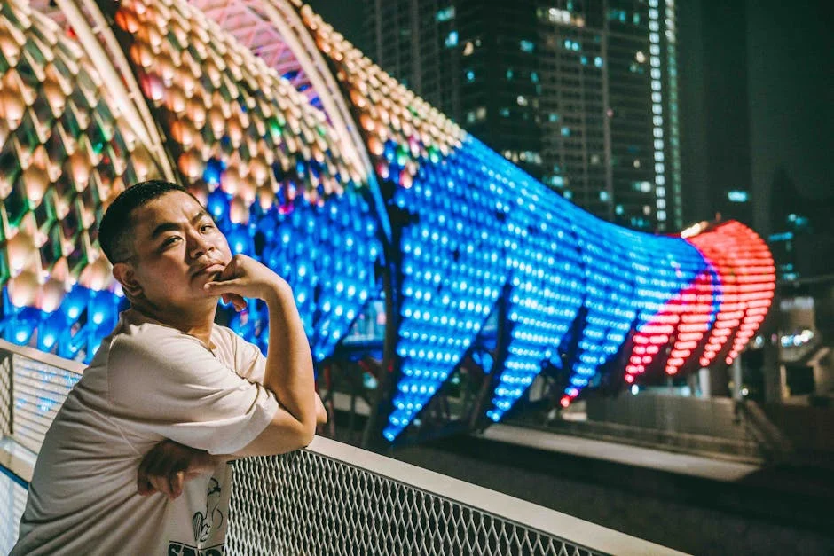 Malaysian Posed as MAS Officer — Singapore Markets React