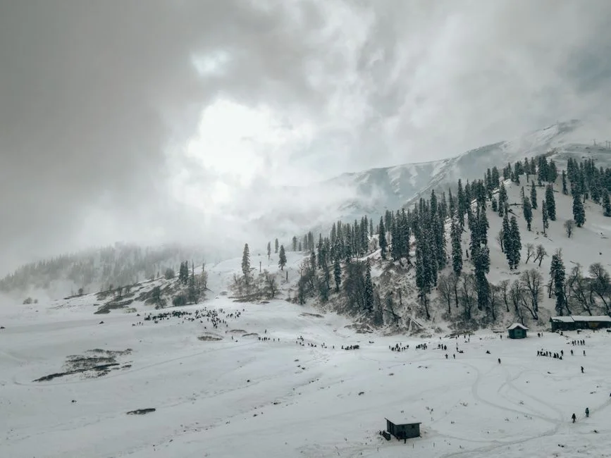 North India Faces Weather Shift as Rain Relief Ends Tonight – What’s Next?