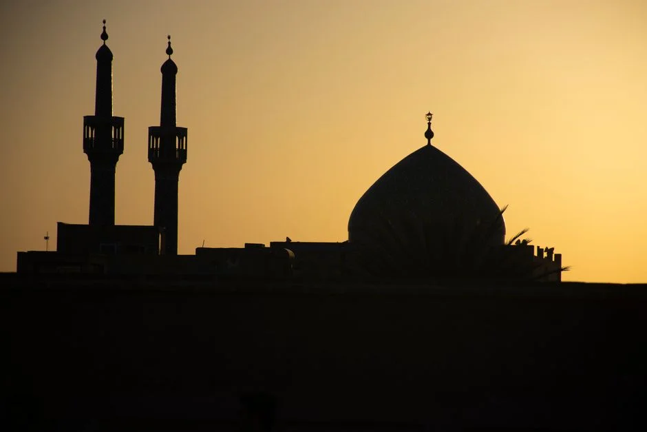 Trump Vows 'Hard' Iran Strikes Tonight — Oil Markets Brace for Impact — Economy Business